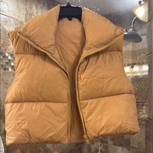 Women’s Tan Vest.